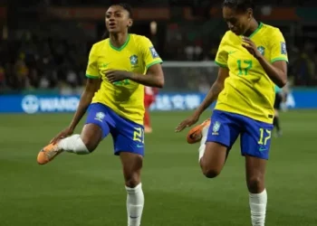 Goleada brasileira faz disparar busca por jogadoras da seleção na internet