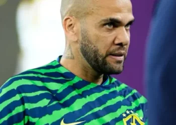 Juíza acusa Daniel Alves e pede indenização de R$ 783 mil se condenado