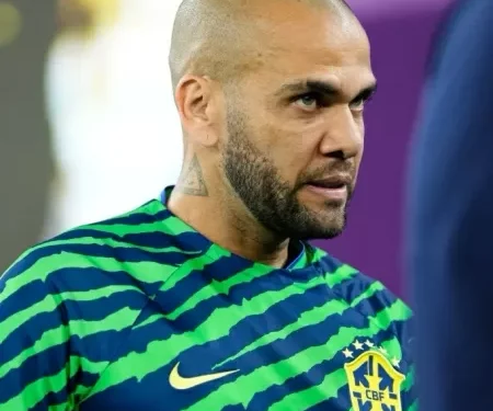 Juíza acusa Daniel Alves e pede indenização de R$ 783 mil se condenado