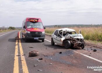 Motorista de Fiesta morre ao tentar ultrapassar em área proibida na BR-262