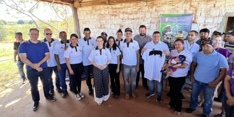 Instalações do projeto Água Viva de piscicultura e hidroponia do assentamento Bandeirantes