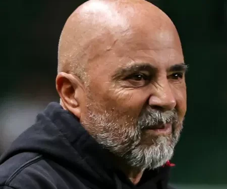 Flamengo faz reunião, crê em permanência de Sampaoli e Ceni é opção