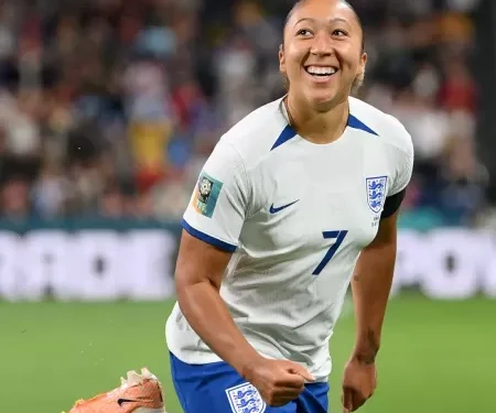 Copa 2023: Inglaterra resolve em 5 min, vence a Dinamarca e encaminha vaga