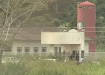Rebelião em presídio de segurança máxima no AC termina; 5 morreram
