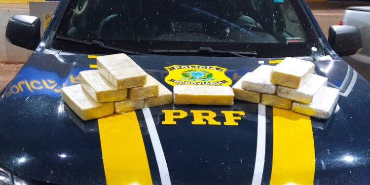 PRF apreende 13 Kg cocaína em Miranda (MS)