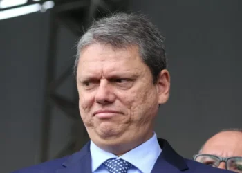 Tarcísio exonera número 2 da Agricultura que denunciou fraude em estradas