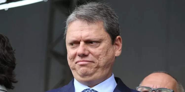 Tarcísio exonera número 2 da Agricultura que denunciou fraude em estradas