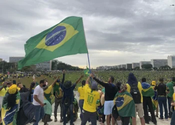 PF faz operação para prender cúpula da PM-DF por suspeita de omissão no 8/1