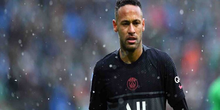 Neymar se acerta com Al-Hilal em contrato de R$ 860 milhões, diz jornal