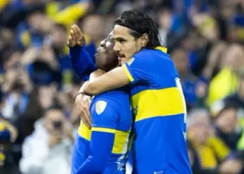 Boca Juniors bate o Nacional e avança às quartas da Libertadores na estreia de Cavani