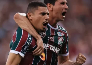 Fluminense vence retranca do Olimpia e se aproxima da semi da Libertadores