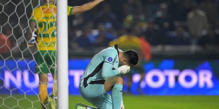 Botafogo é eliminado pelo Defensa y Justicia na Sul-Americana