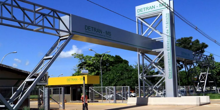 Justiça mantém bloqueio de R$ 19,5 milhões de empresa investigada por fraudes no Detran-MS