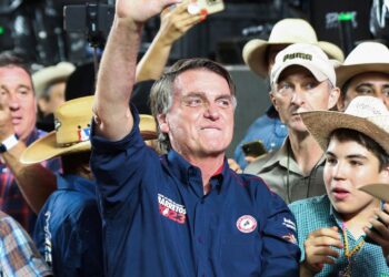 Bolsonaro na Festa do Peão de Barretos: ‘Não estamos aqui fazendo política’