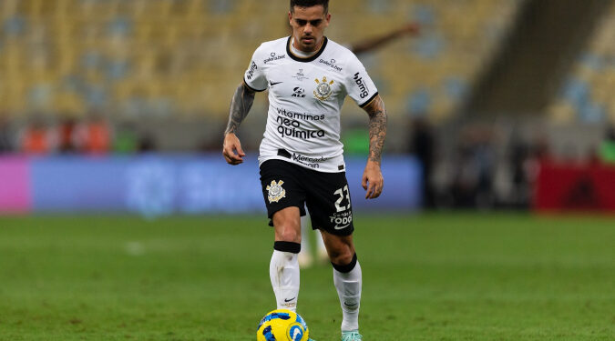 Filho de Fagner, do Corinthians, recebe ameaças após eliminação na Copa do Brasil; família promete tomar providências