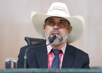 PF faz buscas contra o deputado estadual Amauri Ribeiro, suspeito de envolvimento nos atos golpistas