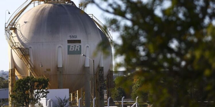 Dia nacional traz alerta sobre furtos na rede nacional de dutos