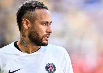 Neymar acerta com Al-Hilal por duas temporadas, diz jornal francês