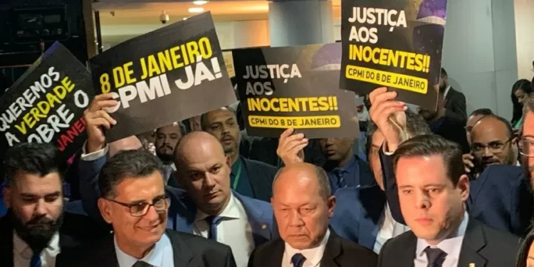 Criatura contra criadores: CPI do 8/1 vira inferno para bolsonaristas