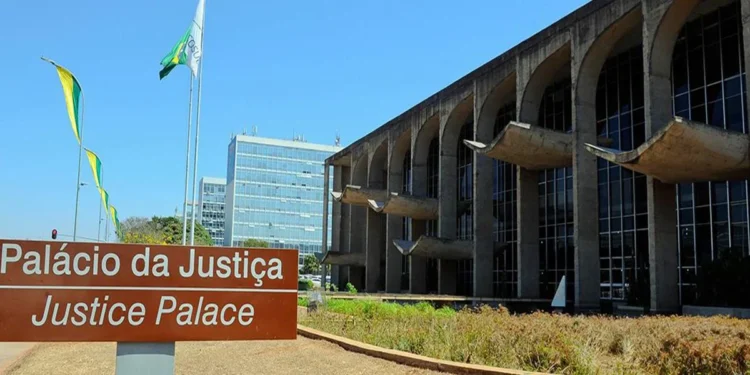 Ministério da Justiça abre processo para investigar cancelamento de viagens da 123 Milhas