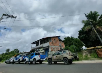 Dois suspeitos de chacina morrem em confronto com a polícia na Bahia