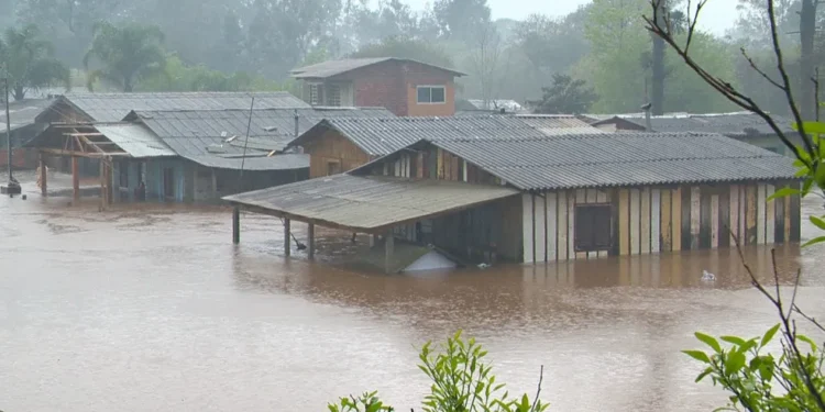 Ciclone extratropical deixa 4 mortos e provoca destruição no RS; veja situação de cidades mais atingidas