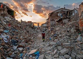 Forte terremoto no Marrocos deixa ao menos 820 mortos