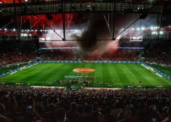 Confira e compare os 11 titulares de São Paulo e Flamengo para a final da Copa do Brasil