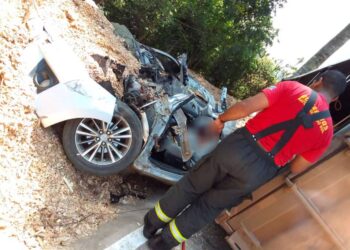 carreta tomba em cima de carro e motorista tem braço amputado