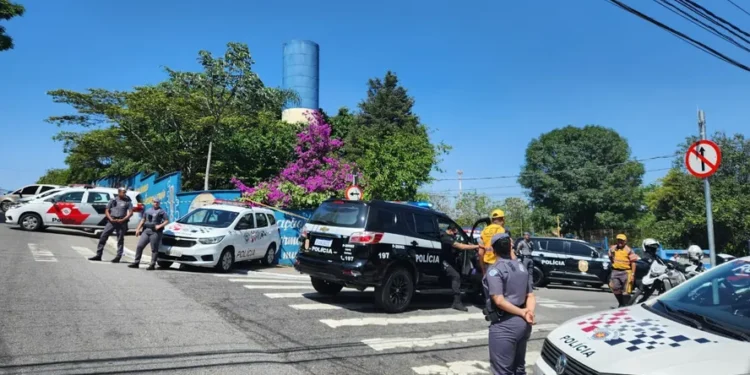 Estudante morre após ser baleado em escola estadual de SP