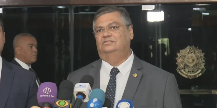 Indicados para STF e PGR, Dino e Gonet visitam senadores em busca de votos