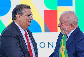 Lula se reúne com Dino no Palácio da Alvorada; ministro é favorito para STF