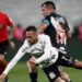 Vasco e Corinthians fazem confronto direto contra o rebaixamento