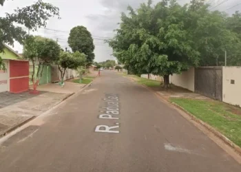 Morador é morto em discussão por futebol na rua