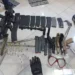 Homem é preso com pistolas, fuzis, munições e carregadores