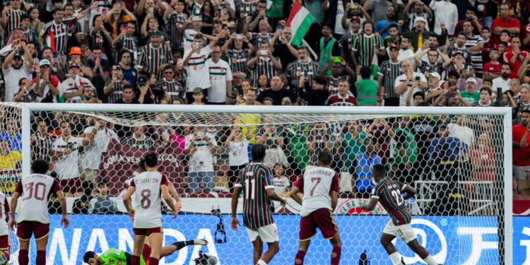 Fluminense sofreu, se superou e orgulhou o Brasil. Está na final do Mundial. Fernando Diniz espera o City, de seu mestre Pep Guardiola