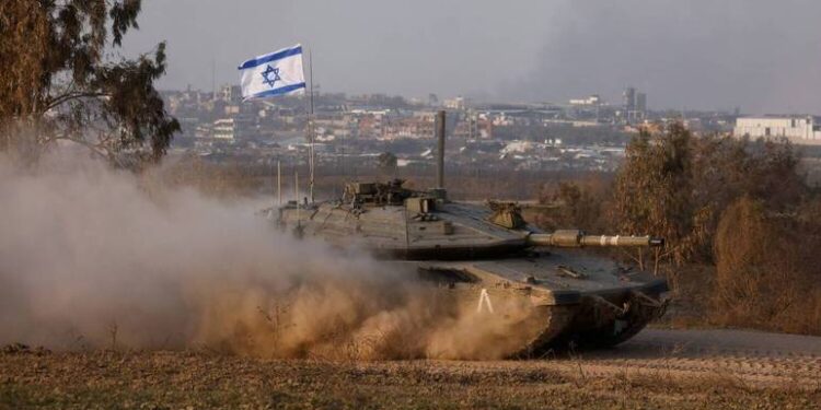 Guerra entre Israel e Hamas não dá trégua na véspera do Ano-Novo