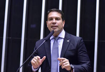 Deputado federal e ex-chefe da Abin, Ramagem é alvo de ação da PF que apura uso de sistema espião
