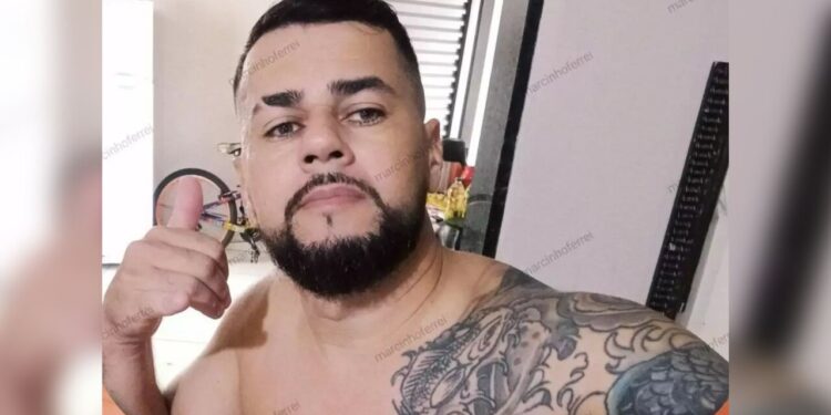 Jogador tem mal súbito e morre durante jogo de futebol em Dourados