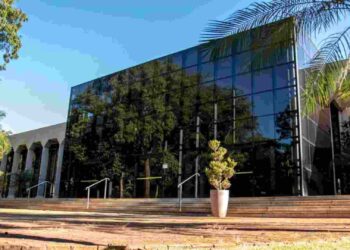 TCE-MS aponta irregularidades em prestação de contas e aplica multa para Câmara de Jardim