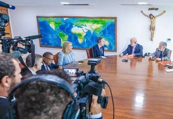 Após reunião com Lula, secretário de Estado dos EUA ressalta parceria com Brasil e evita falar sobre Gaza