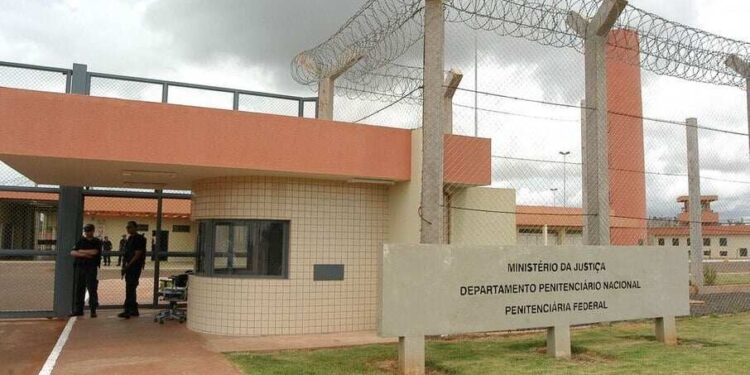 Penitenciária federal de Campo Grande passa por pente-fino após fuga de dois em Mossoró
