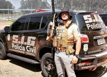 Acidente entre carro e moto deixa policial e esposa gravemente feridos na Avenida Ceará