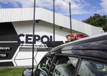 Suspeito morre em confronto após atirar contra policiais militares durante abordagem nas Moreninhas
