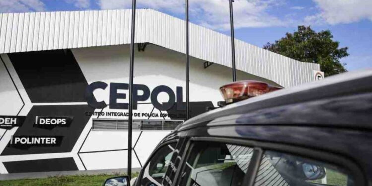 Suspeito morre em confronto após atirar contra policiais militares durante abordagem nas Moreninhas