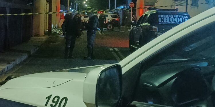 Dupla em moto executa jovem a tiros no Aero Rancho