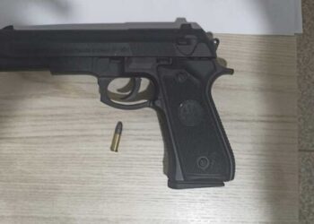 Adolescente leva arma de brinquedo para escola e ameaça colegas em Terenos
