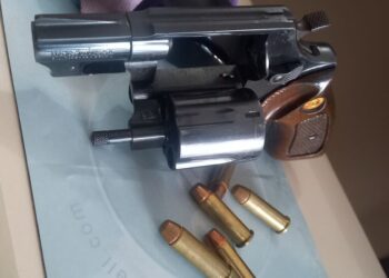 Ex-marido arma emboscada com atual e atira cinco vezes contra mulher em rodovia