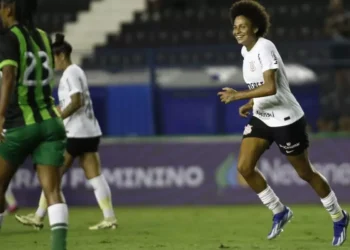 De virada, Corinthians vence América no Brasileirão Feminino