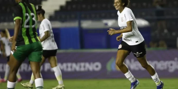 De virada, Corinthians vence América no Brasileirão Feminino